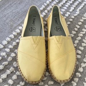 TOMS NEW classic espadrilles size 9.5